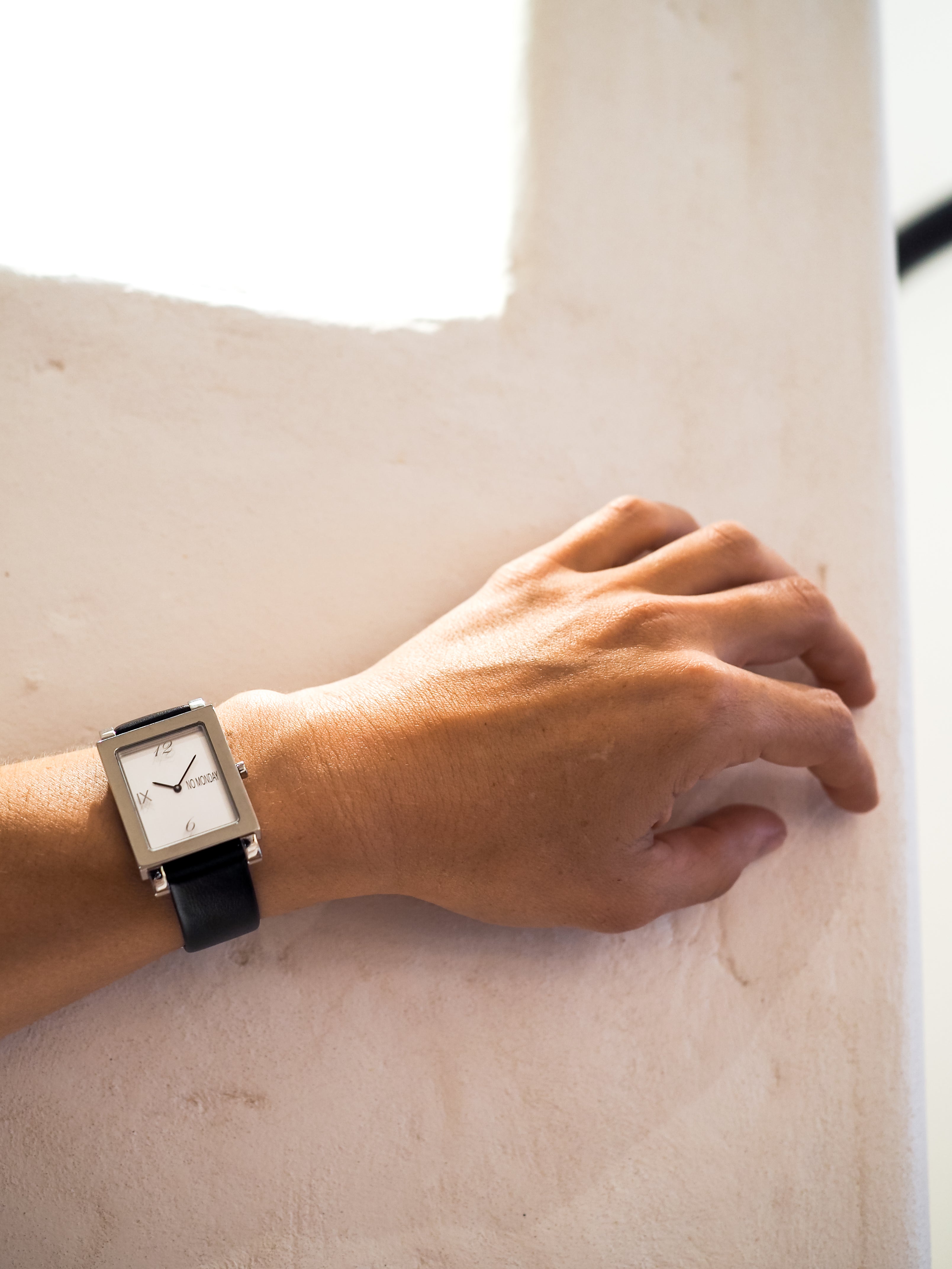 Quartz Watch | Collection ATAES | silver | black strap