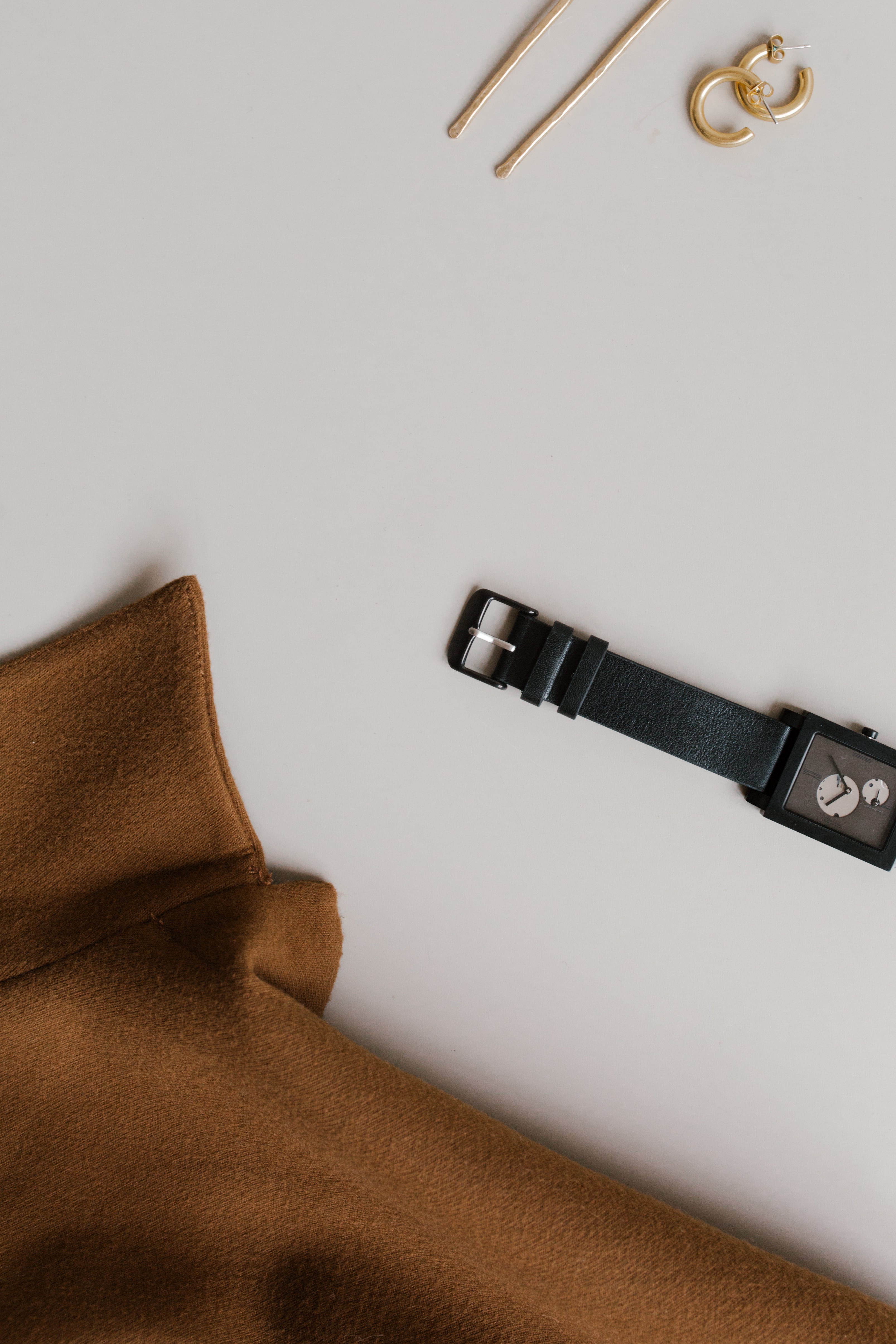Quartz Watch | Collection Open Heart | black case | black strap